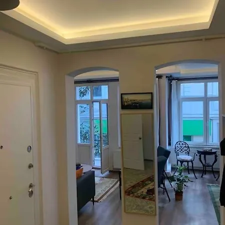 Διαμέρισμα Taksim / Cihangir Otto Palace *